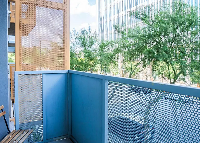 Cool 1bd In Cdt With Gym Pool Parking Apartment Phoenix