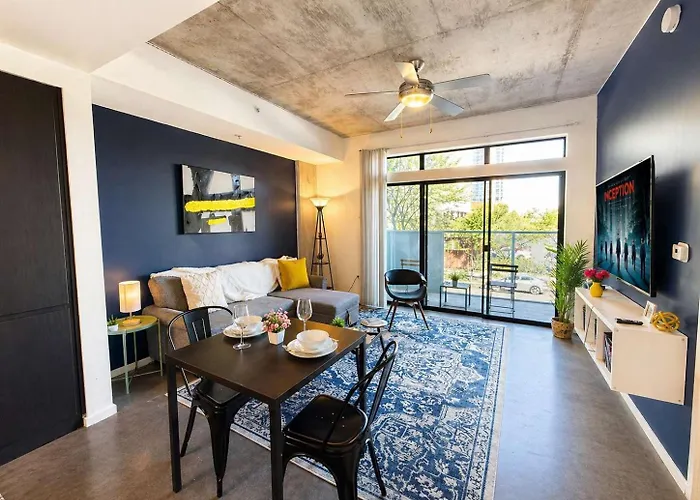 Cool 1bd In Cdt With Gym Pool Parking Apartment Phoenix