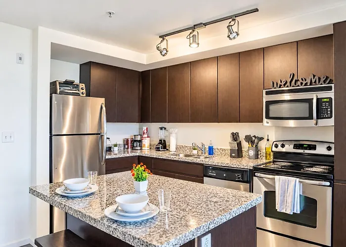 Cool 1bd In Cdt With Gym Pool Parking * Phoenix